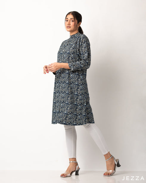 Knee Length Button Down Top 57311